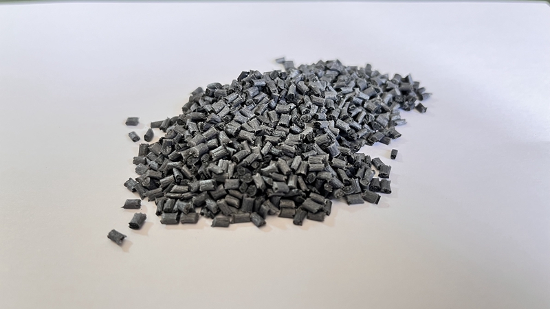 Carbon Fiber Reinforced 2